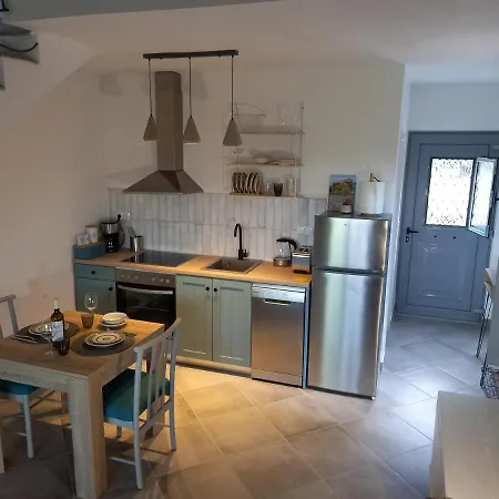 Вилла Stone House, Fully Equipped By The Sea *