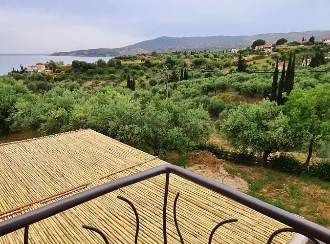 Stone House, Fully Equipped By The Sea Villa Koróni