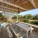 Stone House, Fully Equipped By The Sea ヴィラ