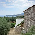ヴィラ Stone House, Fully Equipped By The Sea *