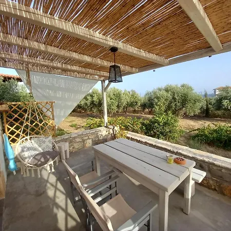 Stone House, Fully Equipped By The Sea Villa