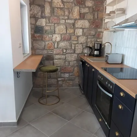 Stone House, Fully Equipped By The Sea ヴィラ Koróni